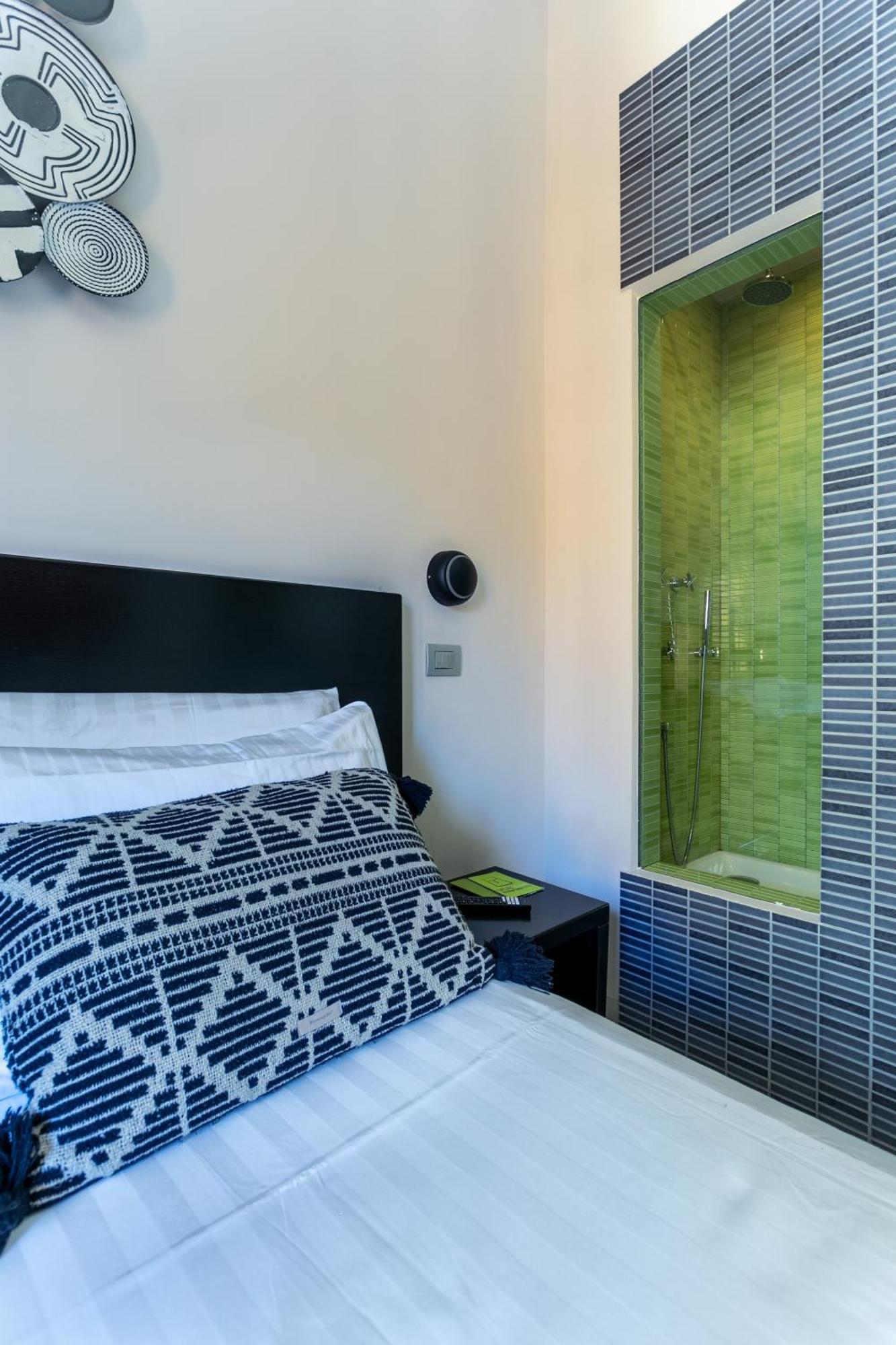 Bed and breakfast Moai 2*