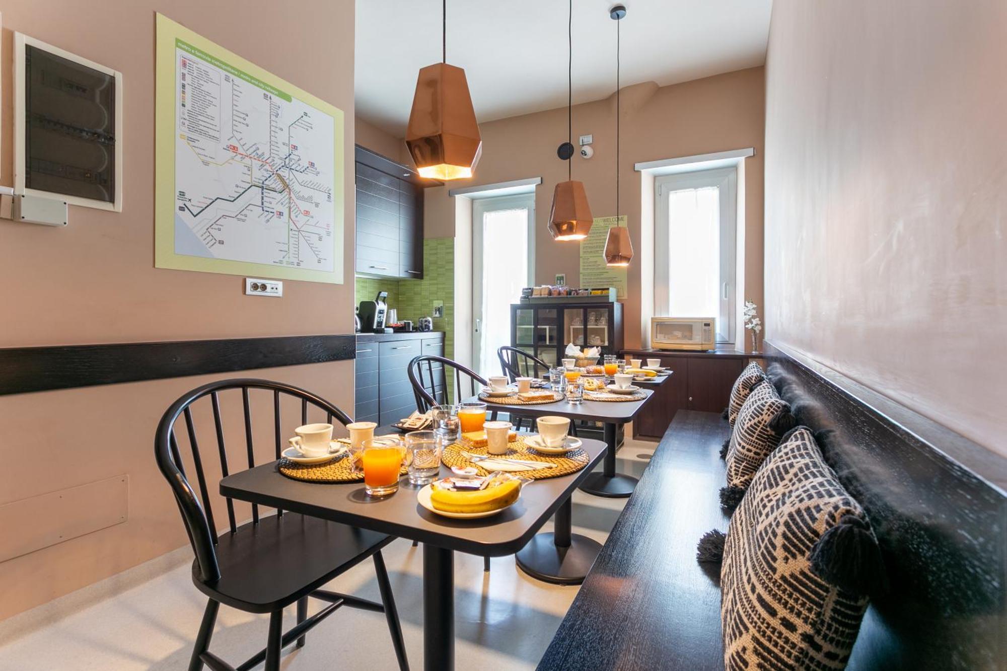 Bed & Breakfast Moai Roma