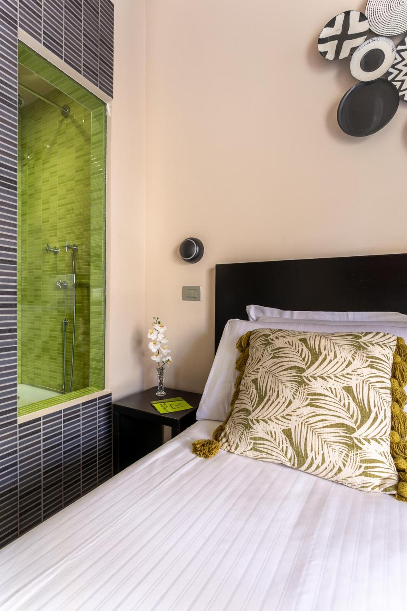 Moai Bed & Breakfast 2*