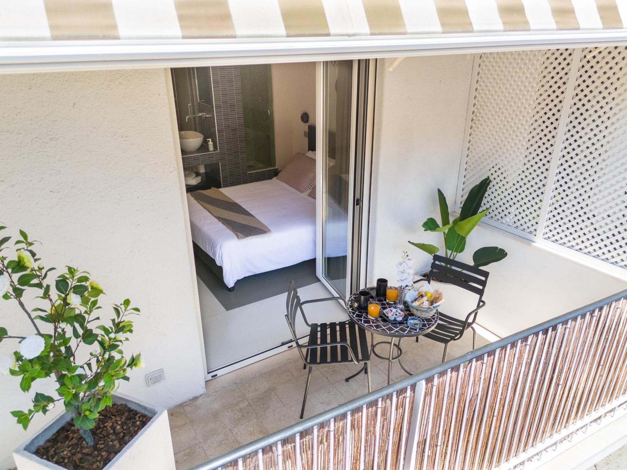 Moai Bed & Breakfast Roma