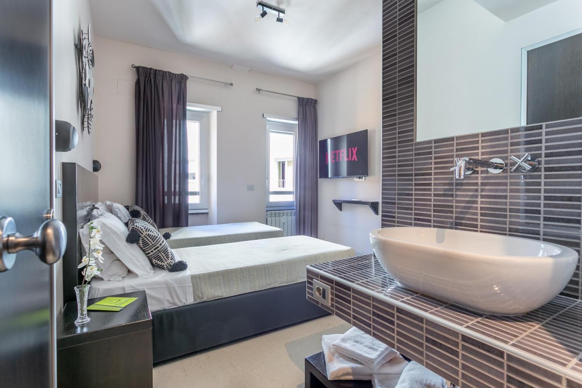 Moai Bed & Breakfast