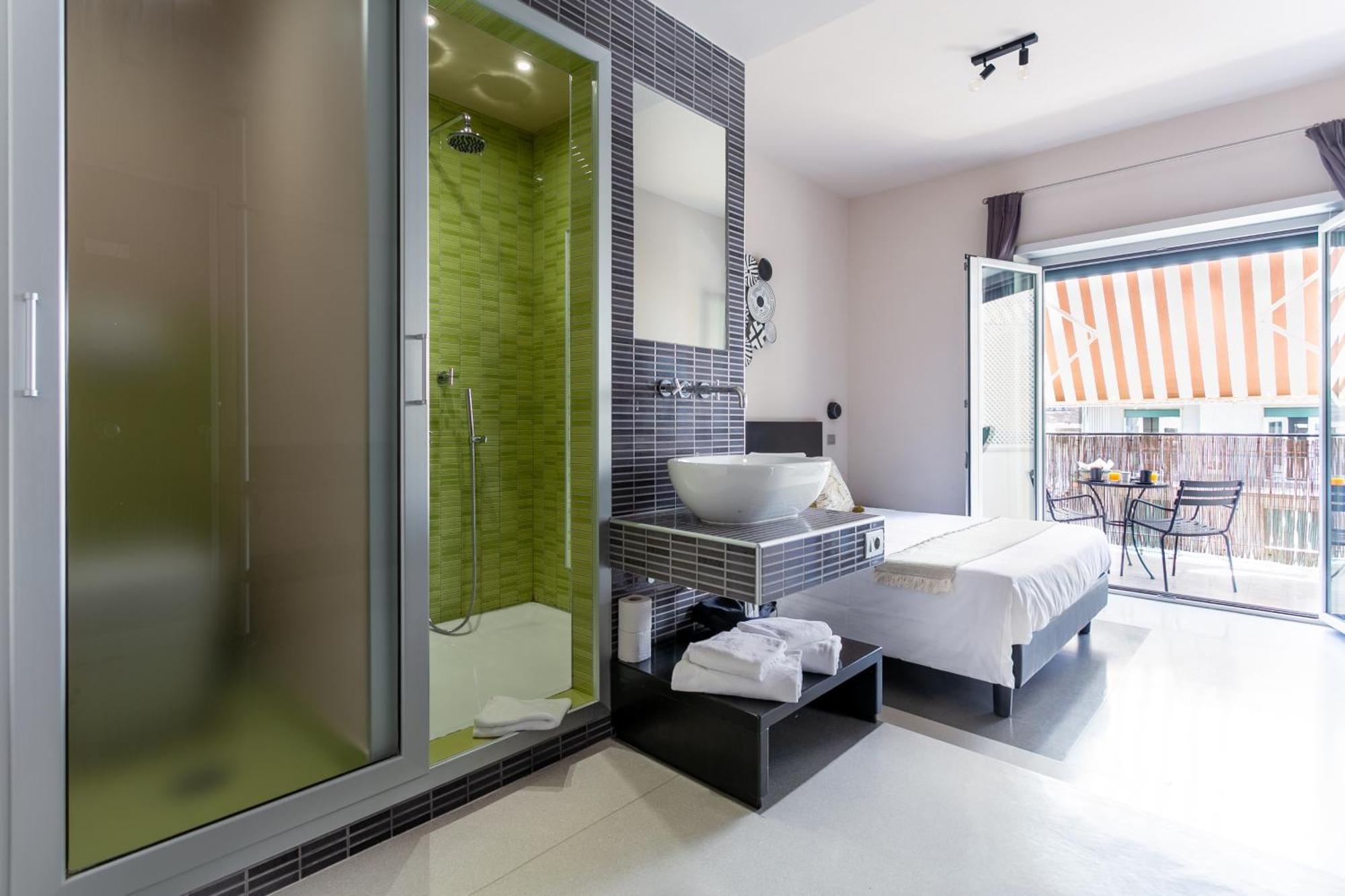 Moai Bed & Breakfast 2*